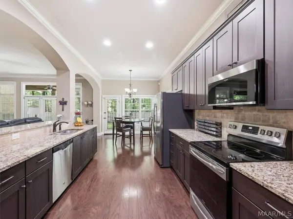 9144 Crescent Lodge DR, Pike Road, AL 36064
