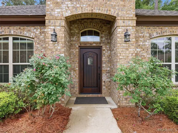 9144 Crescent Lodge DR, Pike Road, AL 36064