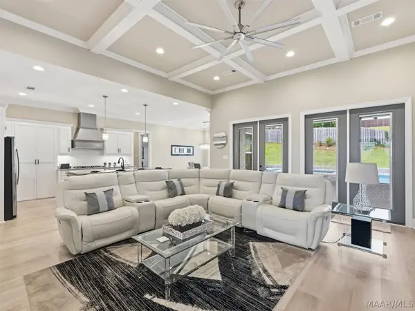 954 Fireside DR, Prattville, AL 36067