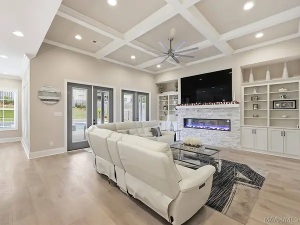 954 Fireside DR, Prattville, AL 36067
