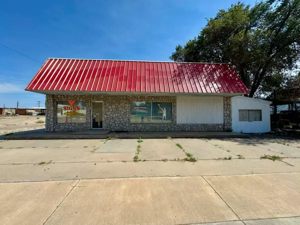 201 E 2nd ST, Clarendon, TX 79226