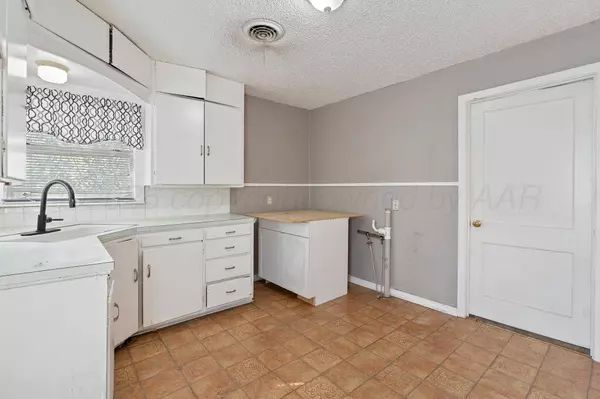 4243 SW 14TH AVE, Amarillo, TX 79106