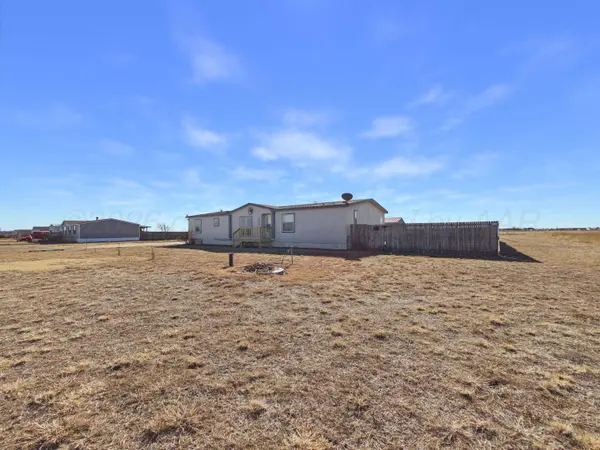 1501 CLAUDE RD, Amarillo, TX 79118