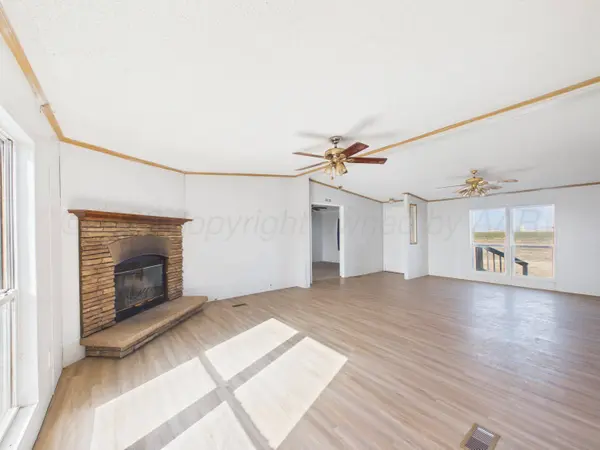 1501 CLAUDE RD, Amarillo, TX 79118