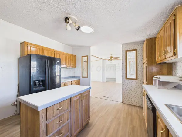 1501 CLAUDE RD, Amarillo, TX 79118