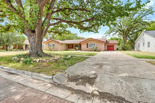 2216 S Tyler ST, Amarillo, TX 79109
