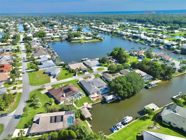 4 COTTON CT, Palm Coast, FL 32137