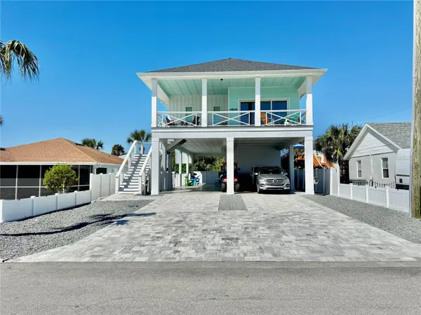 304 N 7TH ST, Flagler Beach, FL 32136