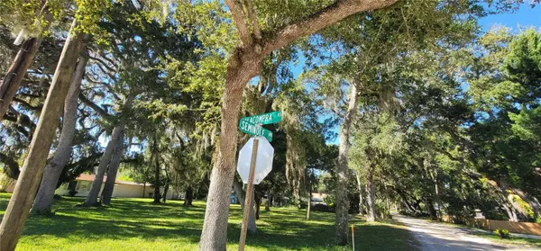 2 SEMINOLE AVE, Palm Coast, FL 32137