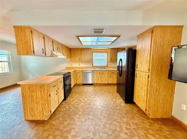 1624 S DAYTONA AVE, Flagler Beach, FL 32136