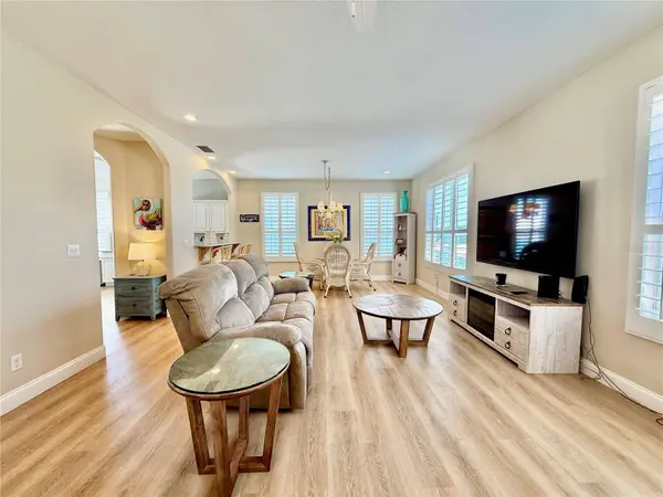 107 6TH ST N, Flagler Beach, FL 32136