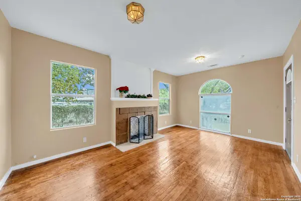 520 Ogden, San Antonio, TX 78212