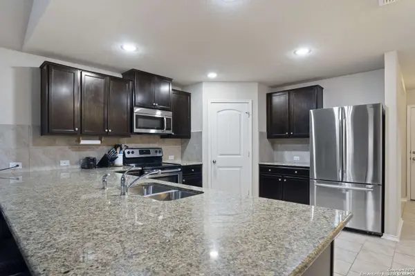 1735 Emerald Edge, San Antonio, TX 78245