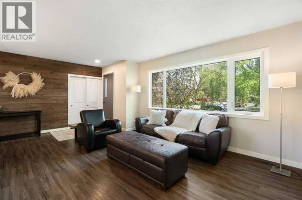3123 Brentwood Boulevard NW, Calgary, AB T2L1L9