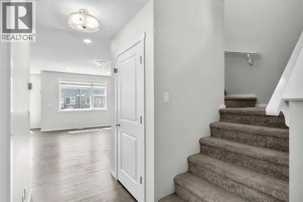 243 Savanna Lane NE, Calgary, AB T3J0Y9