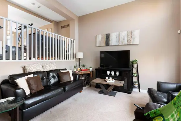 2370 Bayside RD SW #2008, Airdrie, AB T4B 0N1
