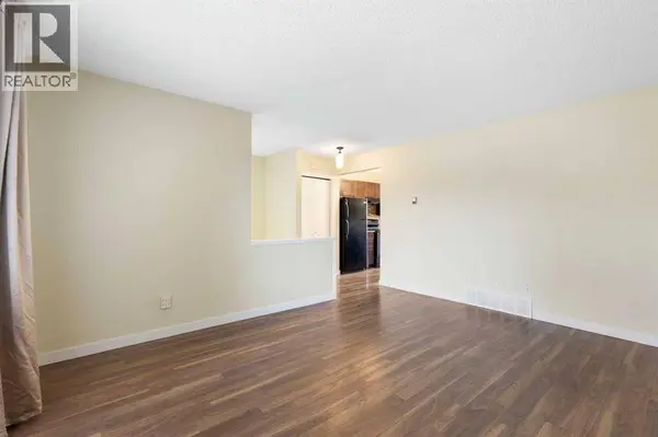 20 Dalhousie Crescent NW, Calgary, AB T3A2H8