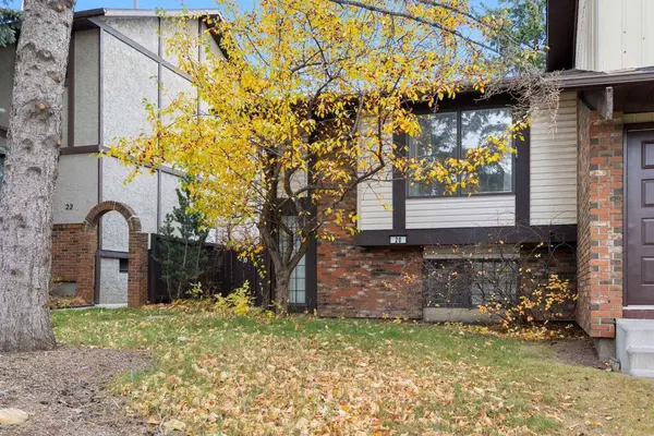 20 Dalhousie CRES NW, Calgary, AB T3A 2H8
