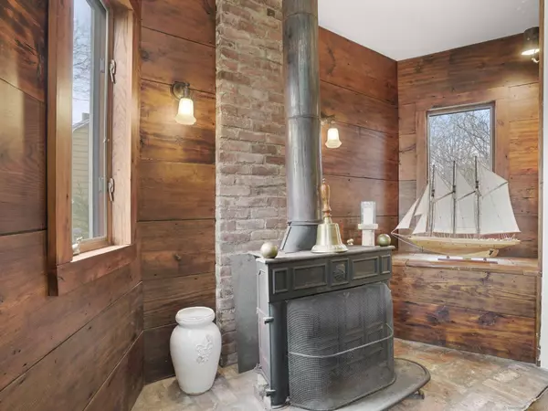 331 Church Hill Road, Trumbull, CT 06611