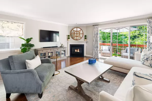 180 Turn Of River Road #2A, Stamford, CT 06905