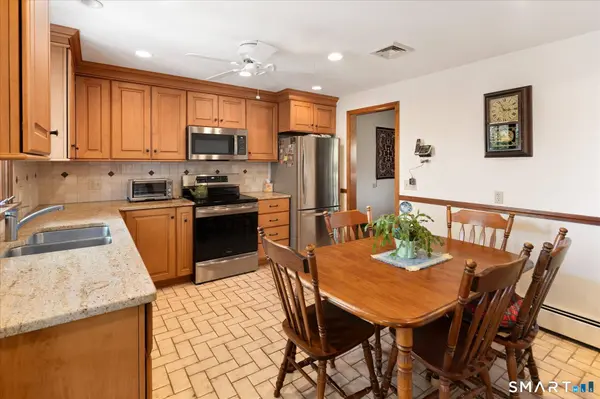 100 Bette Circle, Vernon, CT 06066