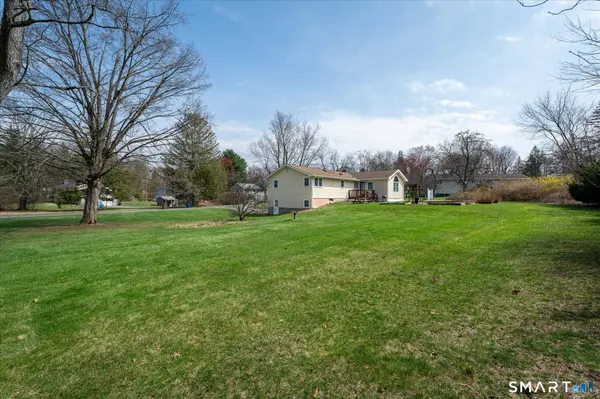 100 Bette Circle, Vernon, CT 06066