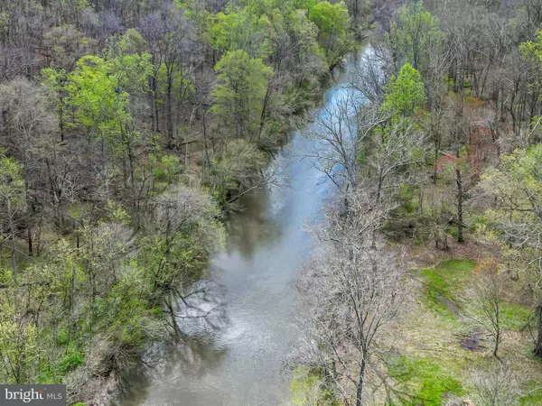 7809 LAKE DR, Manassas, VA 20111