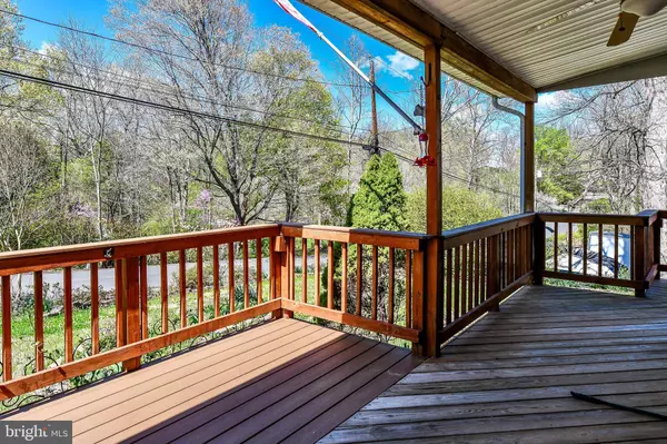 7809 LAKE DR, Manassas, VA 20111