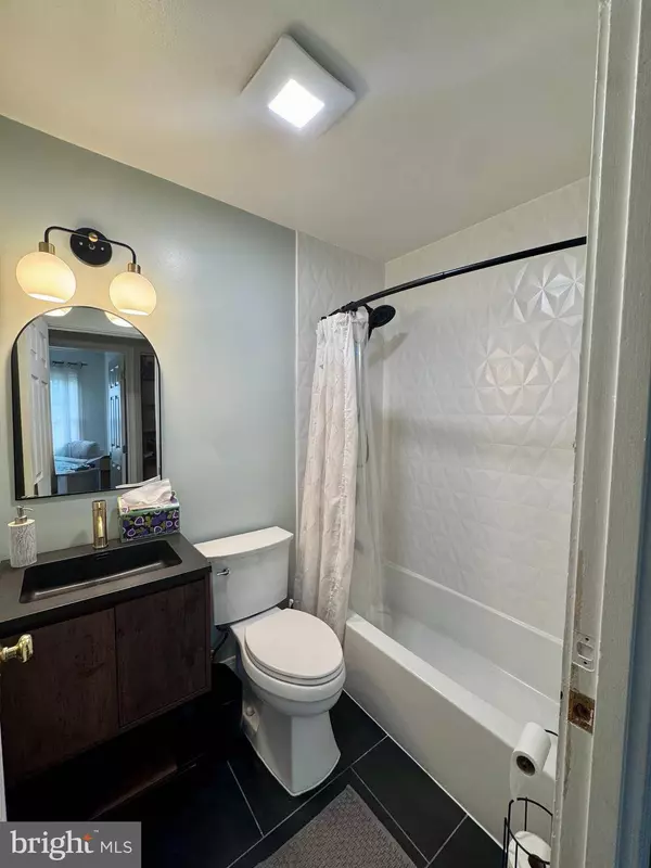 109 N SEQUOIA CT, Sterling, VA 20164