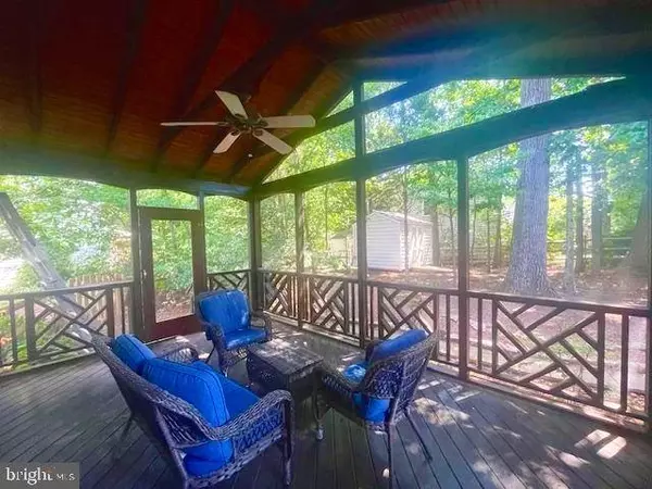 9521 VINNIA CT, Manassas, VA 20110