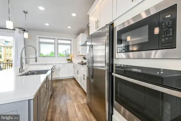 1612 ROCKY SHALE TER SE, Leesburg, VA 20175