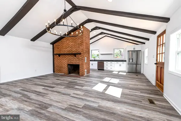 541 YOUNGS DR, Front Royal, VA 22630