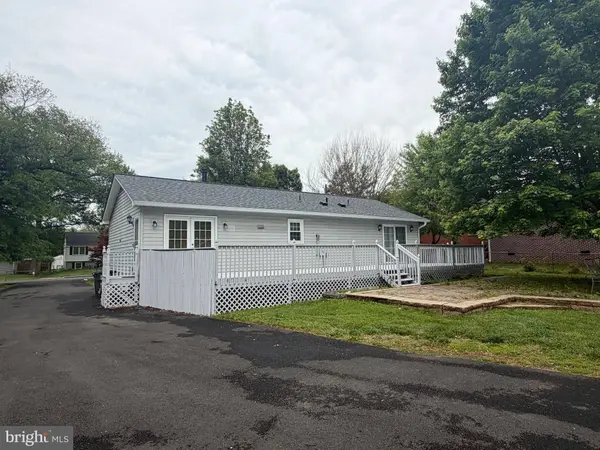 7712 PINE ST, Manassas, VA 20111