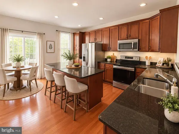 42802 SAN SEBASTIAN TER, Chantilly, VA 20152