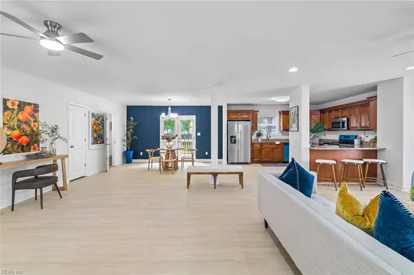 3520 S Warwick CIR, Norfolk, VA 23513