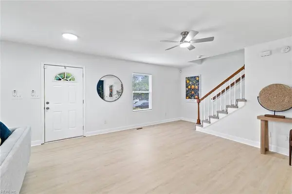 3520 S Warwick CIR, Norfolk, VA 23513