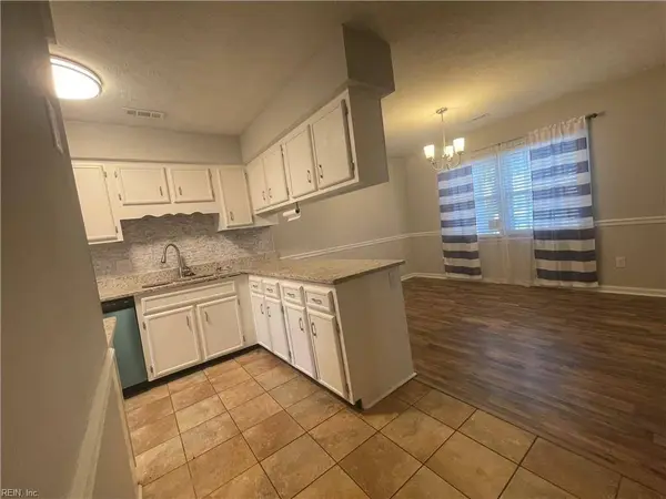 187 Loch CIR, Hampton, VA 23669