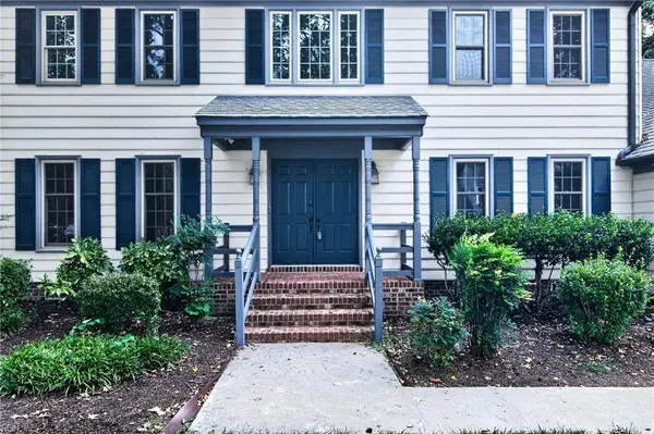 216 Admiral CT, Hampton, VA 23669