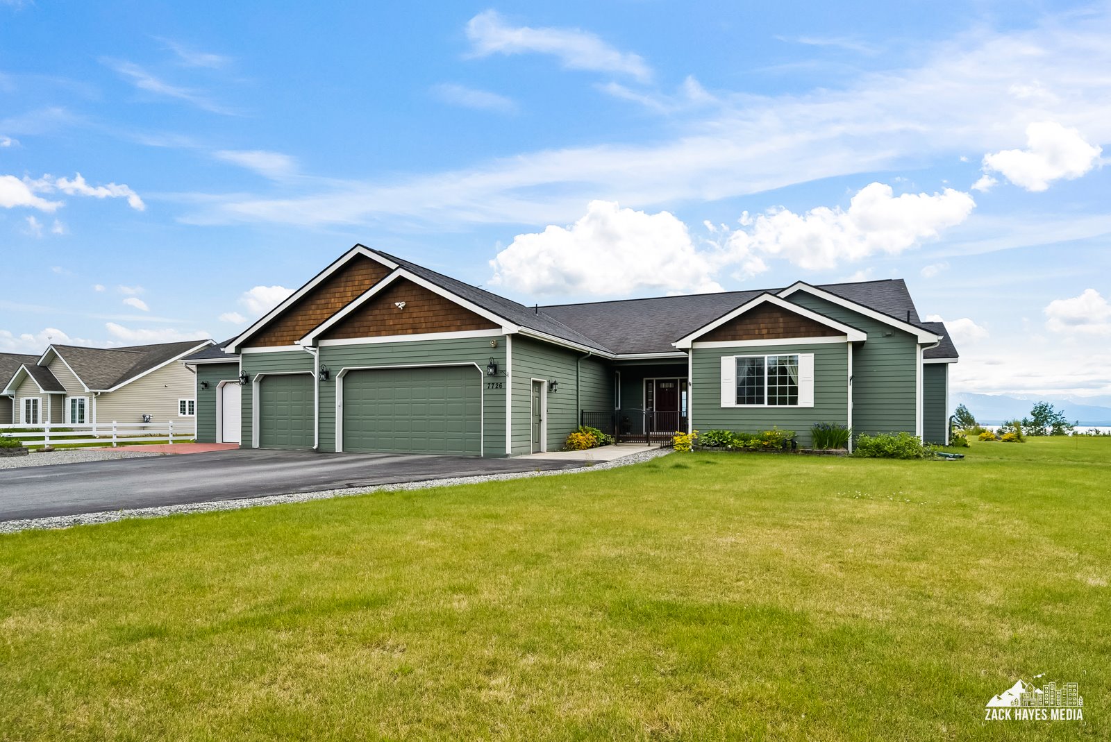 02-7726woverviewcir_ZHM_001