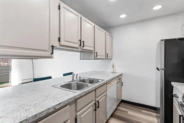 4433 San Ernesto AVE E205, Anchorage, AK 99508