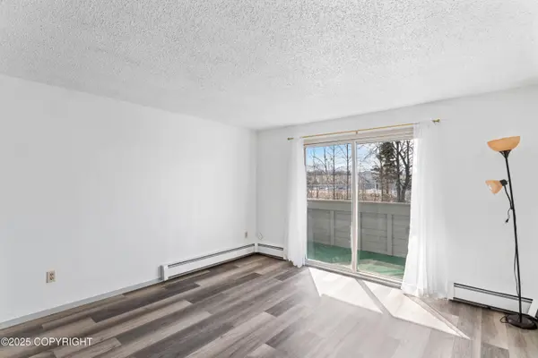 4433 San Ernesto AVE E205, Anchorage, AK 99508