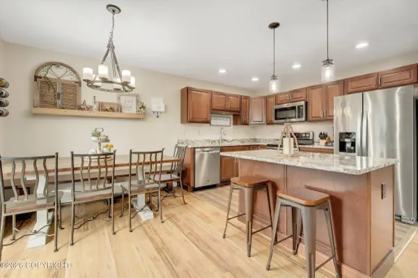 1602 Hardwood CT, Anchorage, AK 99507
