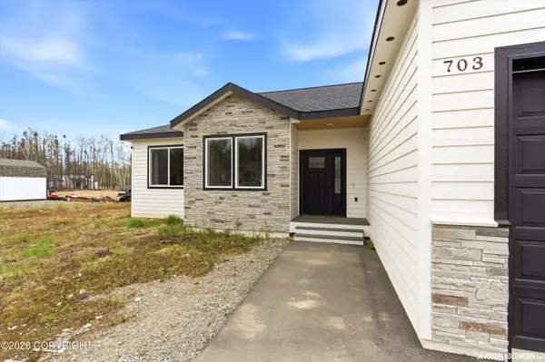 703 W Birdnest DR, Wasilla, AK 99654