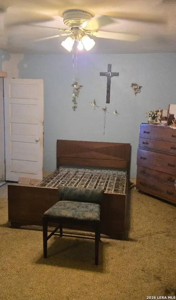 1155 MORALES ST, San Antonio, TX 78207