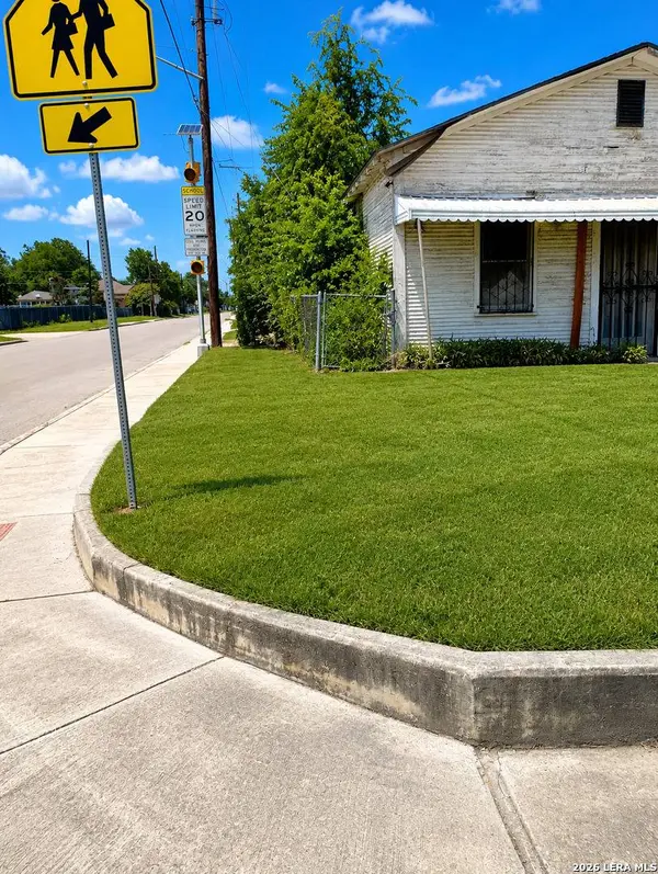 1155 MORALES ST, San Antonio, TX 78207