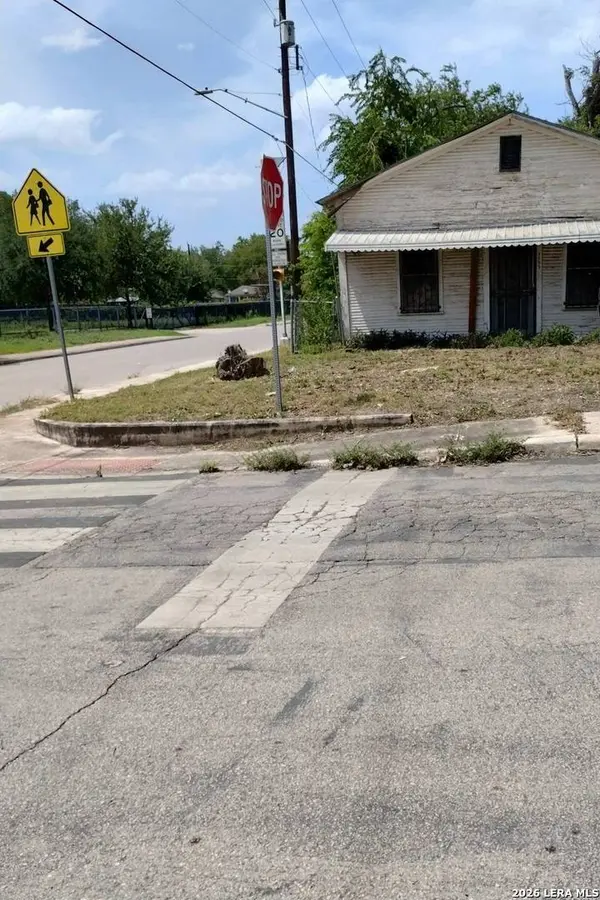 1155 MORALES ST, San Antonio, TX 78207