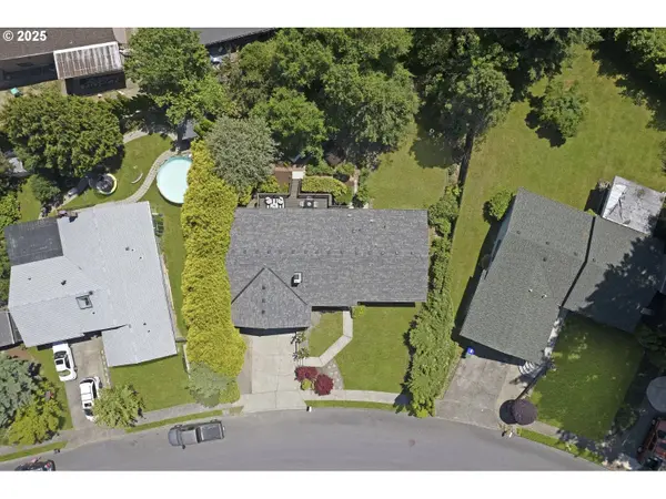 2136 SE KELLY AVE, Gresham, OR 97080