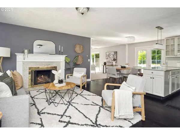 2136 SE KELLY AVE, Gresham, OR 97080