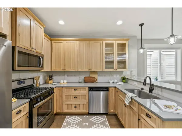 7955 N COURTENAY AVE, Portland, OR 97203