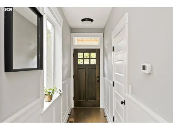 7955 N COURTENAY AVE, Portland, OR 97203